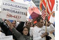 Protesters pray during the The Great Walk in Solidarity With Immigrants in New York, April 1, 2006,